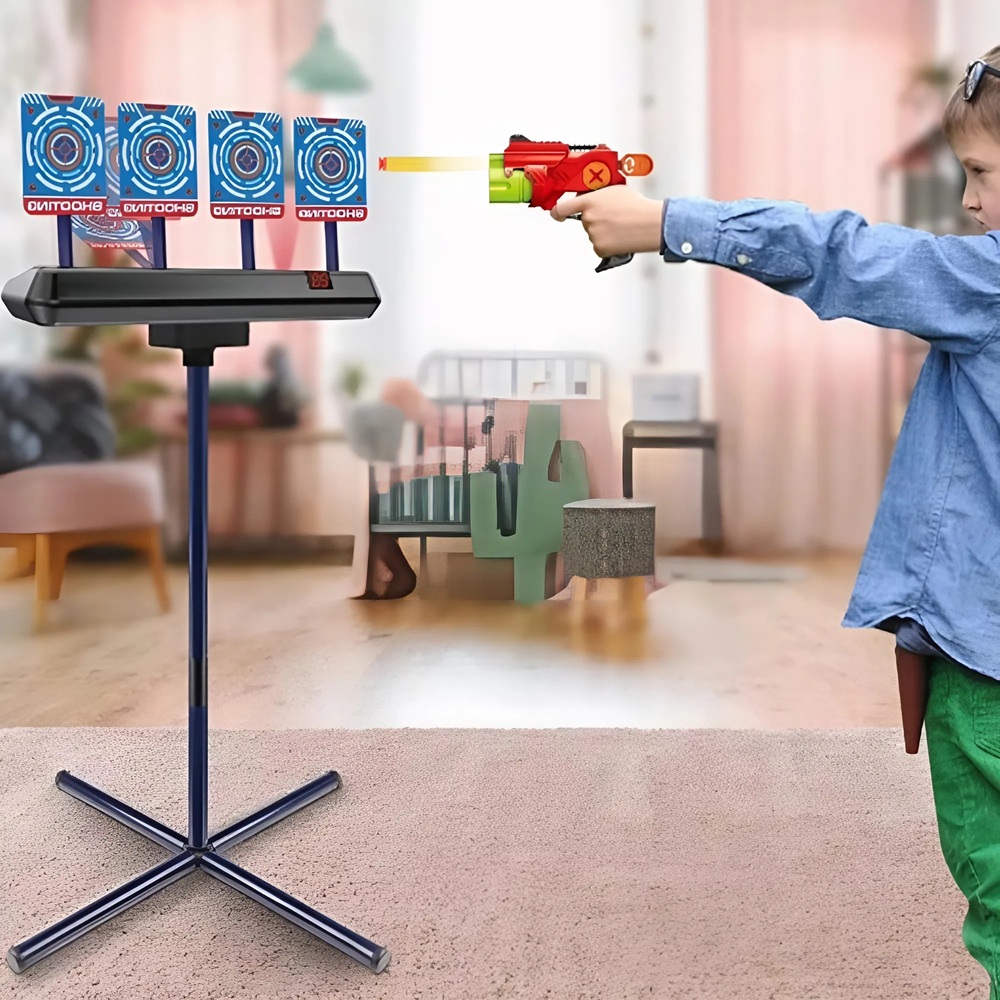 Interaktív_célbalövő_játék_mozgó,_zenélő_céltábla_digitális_eredményjelzővel_és_játékfegyverrel3